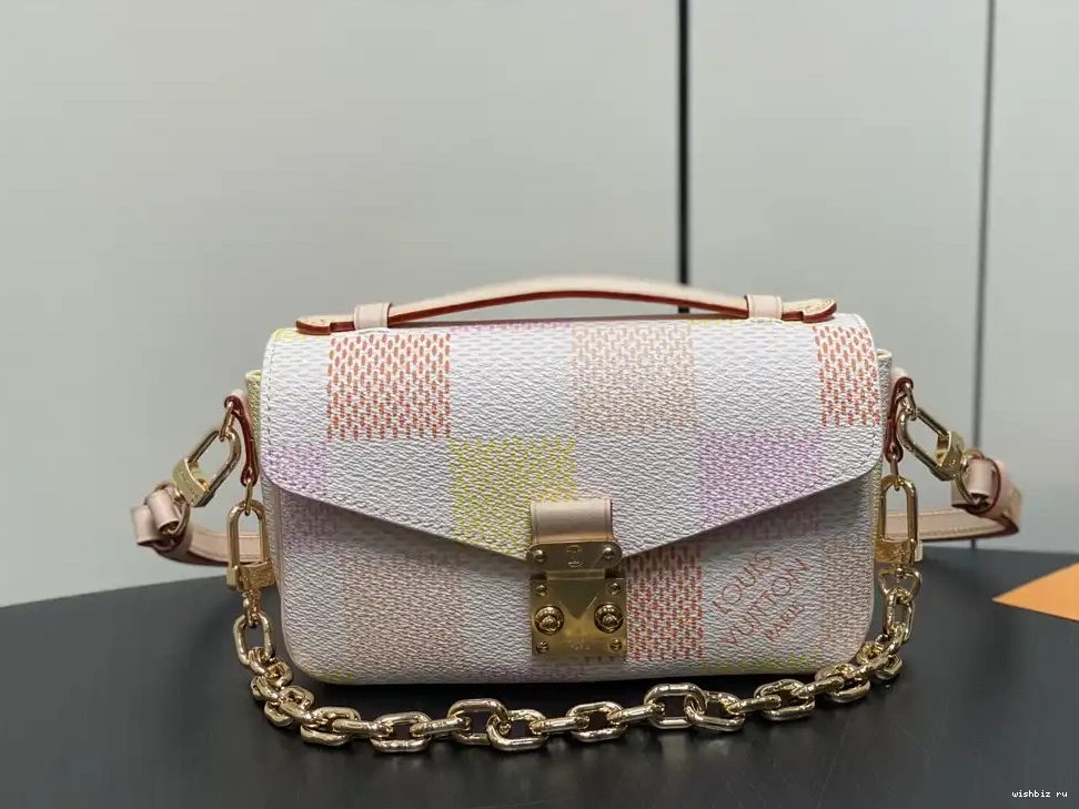 WIS POCHETTE VUITTON METIS LOUIS WEST EAST 0513